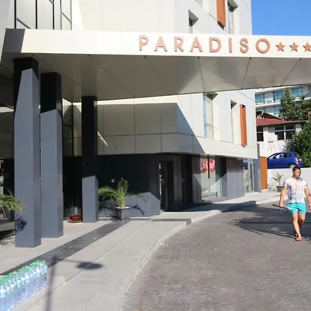 Paradiso 308-309 Private Apartment *