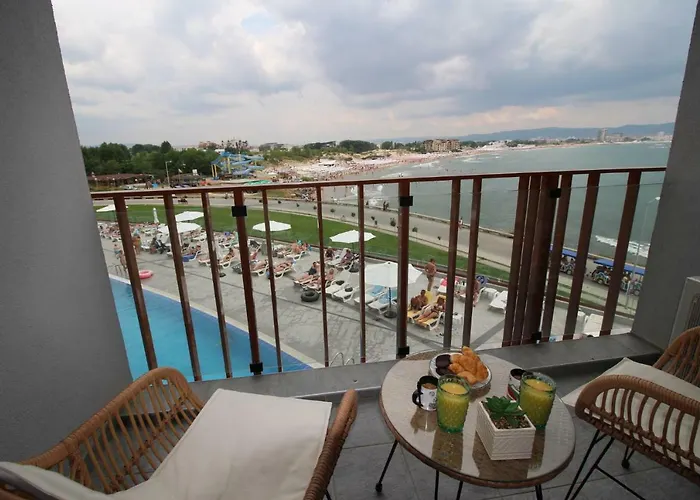 Paradiso 308-309 Private